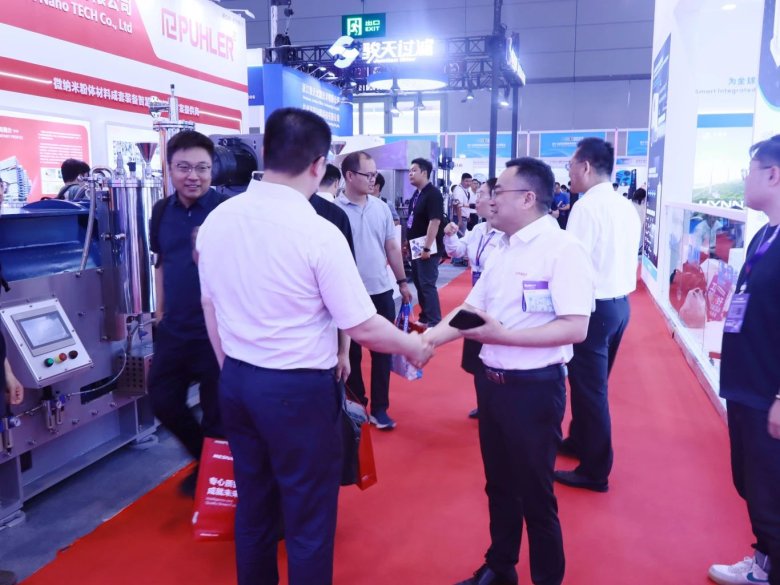 084937_039811_gsdt.jpg 084937_039811_gsdt.jpg