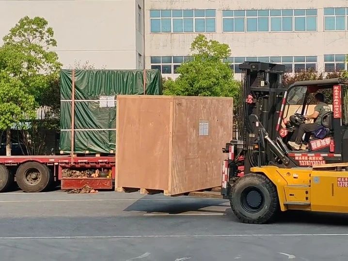 092549_289743_gsdt.jpg 092549_289743_gsdt.jpg