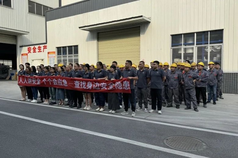 171524_815756_gsdt.jpg 171524_815756_gsdt.jpg