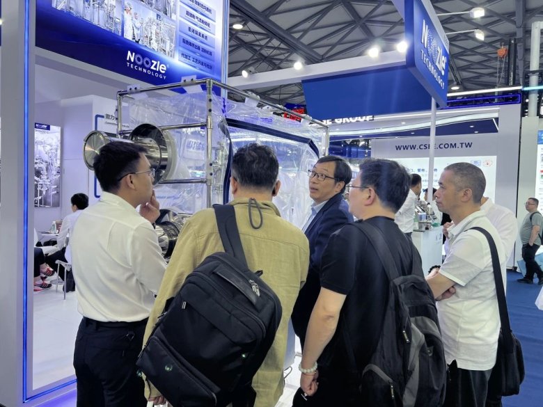 090749_222785_gsdt.jpg 090749_222785_gsdt.jpg