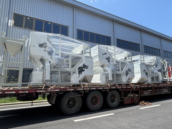 20257042.jpg 20257042.jpg