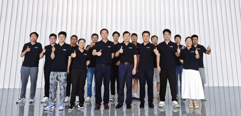 084127_094873_gsdt.jpg 084127_094873_gsdt.jpg