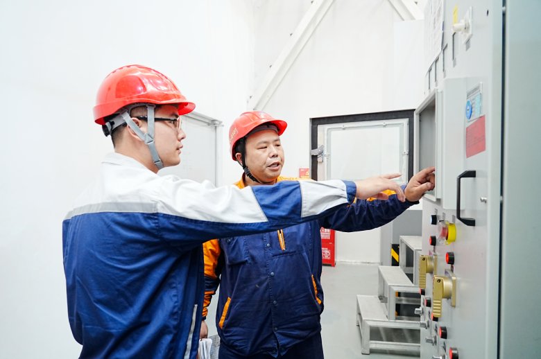 090231_377673_gsdt.png 090231_377673_gsdt.png